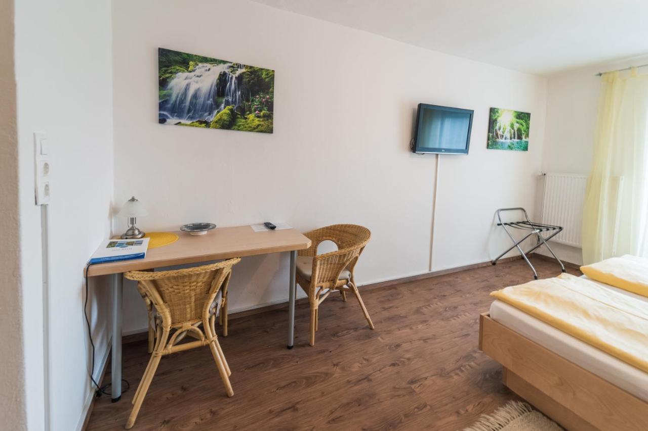 Gasthof Zur Seeburg Seekirchen am Wallersee Ngoại thất bức ảnh